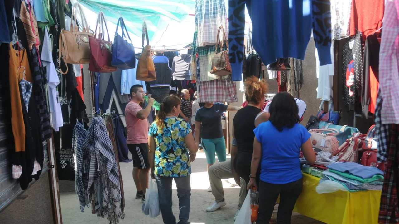 Trabajadores de La Salada cortan ruta