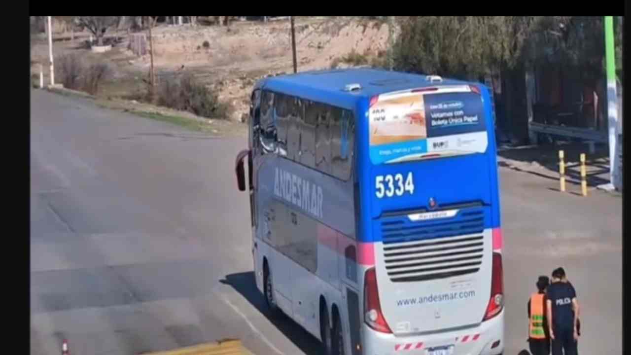 Traslado Forzado de una Mujer y sus Hijos