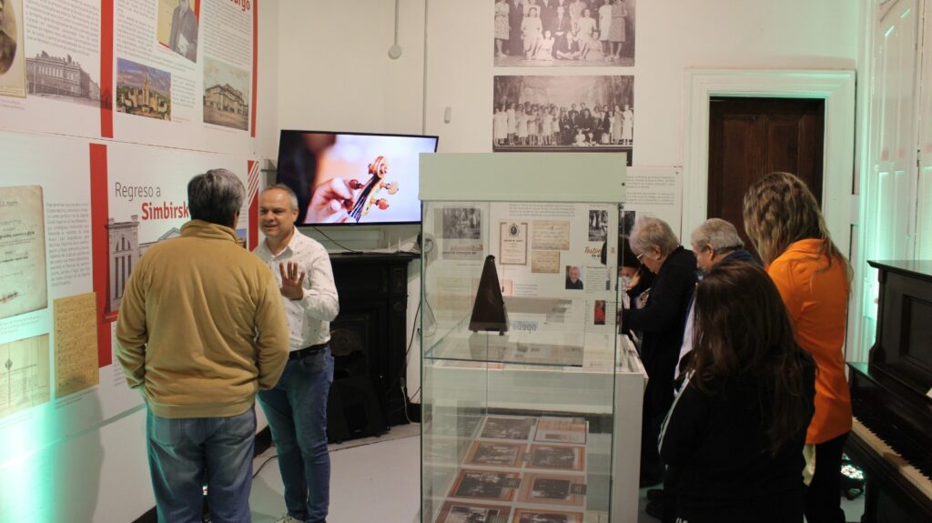 Sala Alejo Abutcov Carmensa