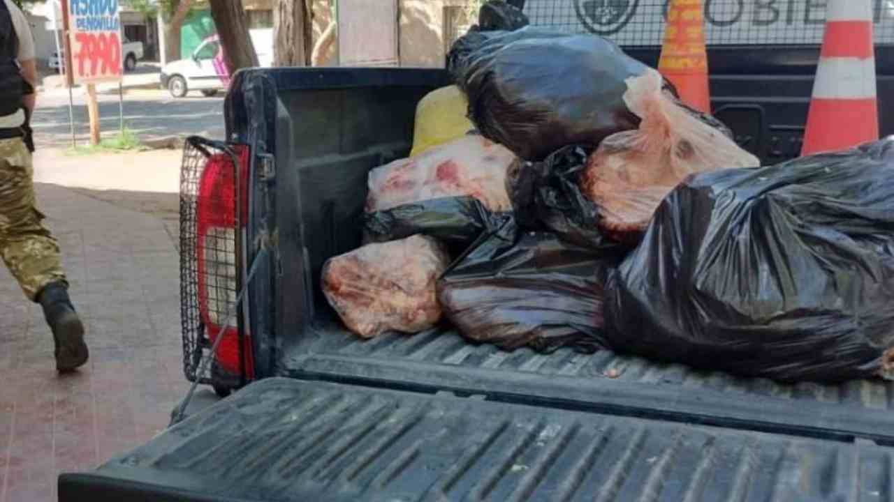 Incautan Más de 800 Kilos de Carne