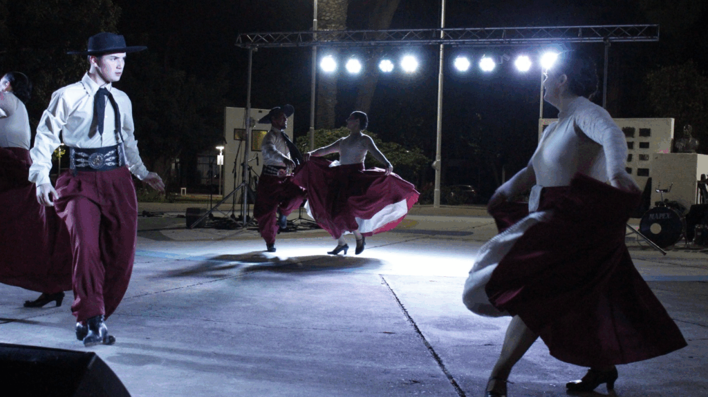 Fiesta de las Colectividades