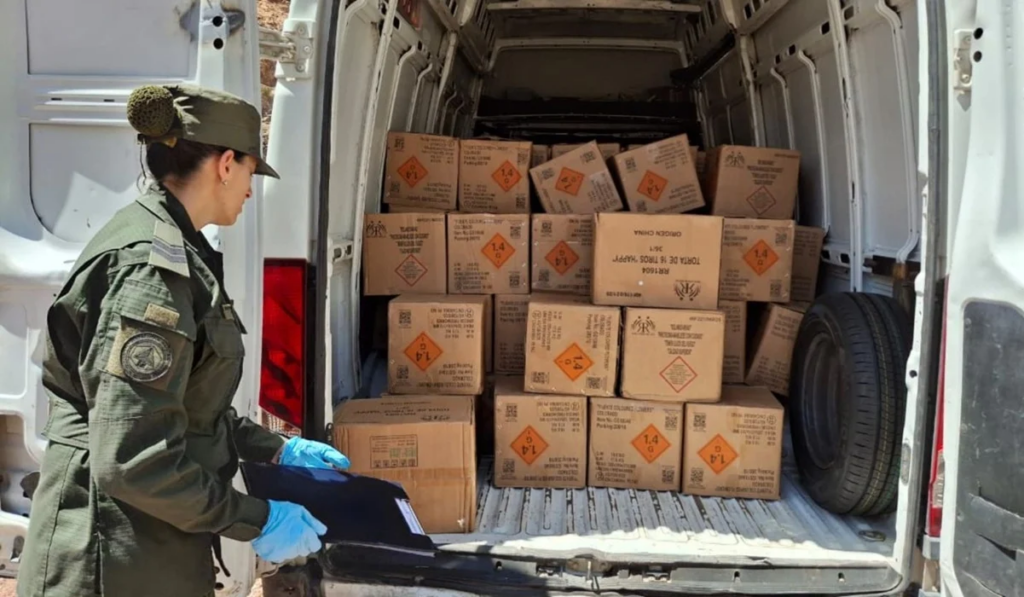 Contrabando de pirotecnia Mendoza 2025