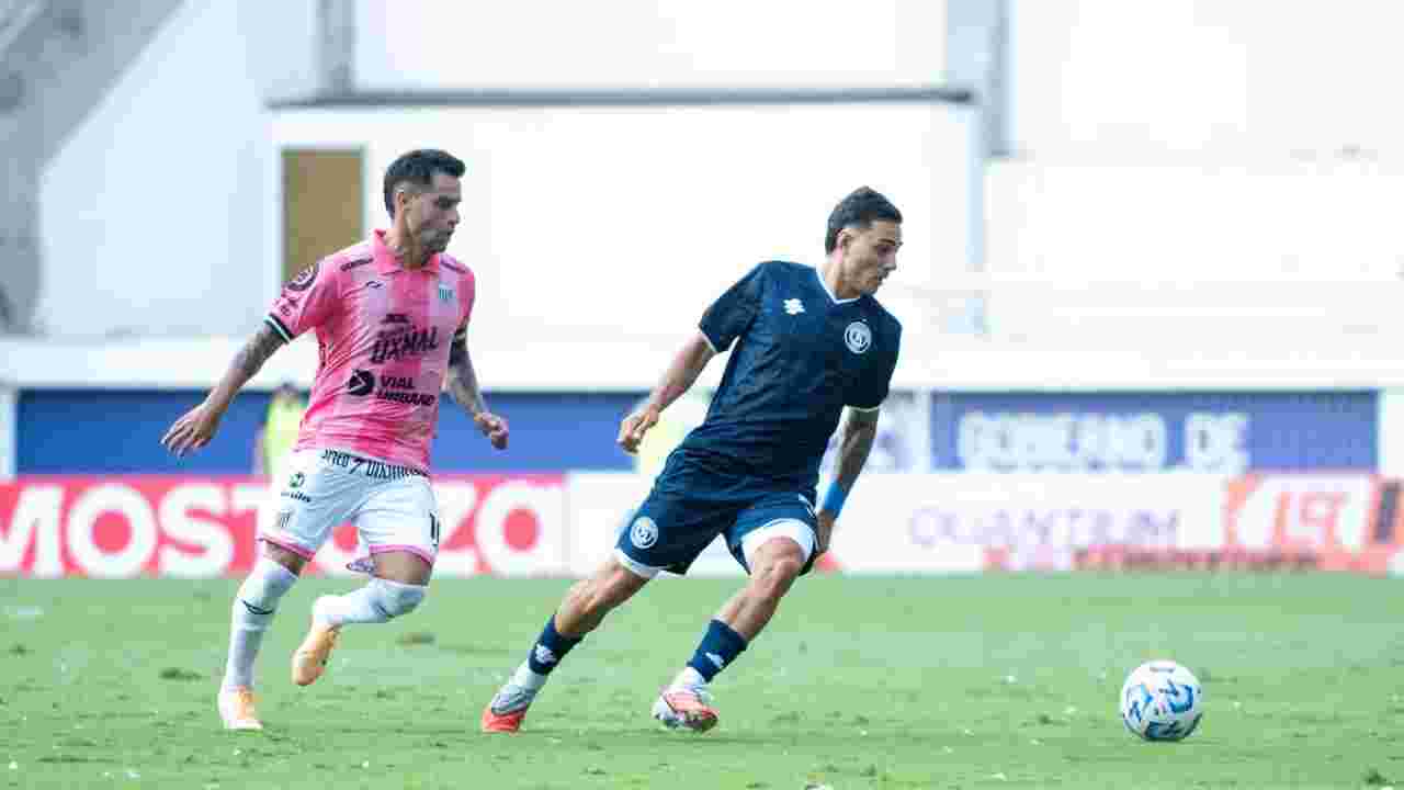 Independiente Rivadavia arrancó con paso firme