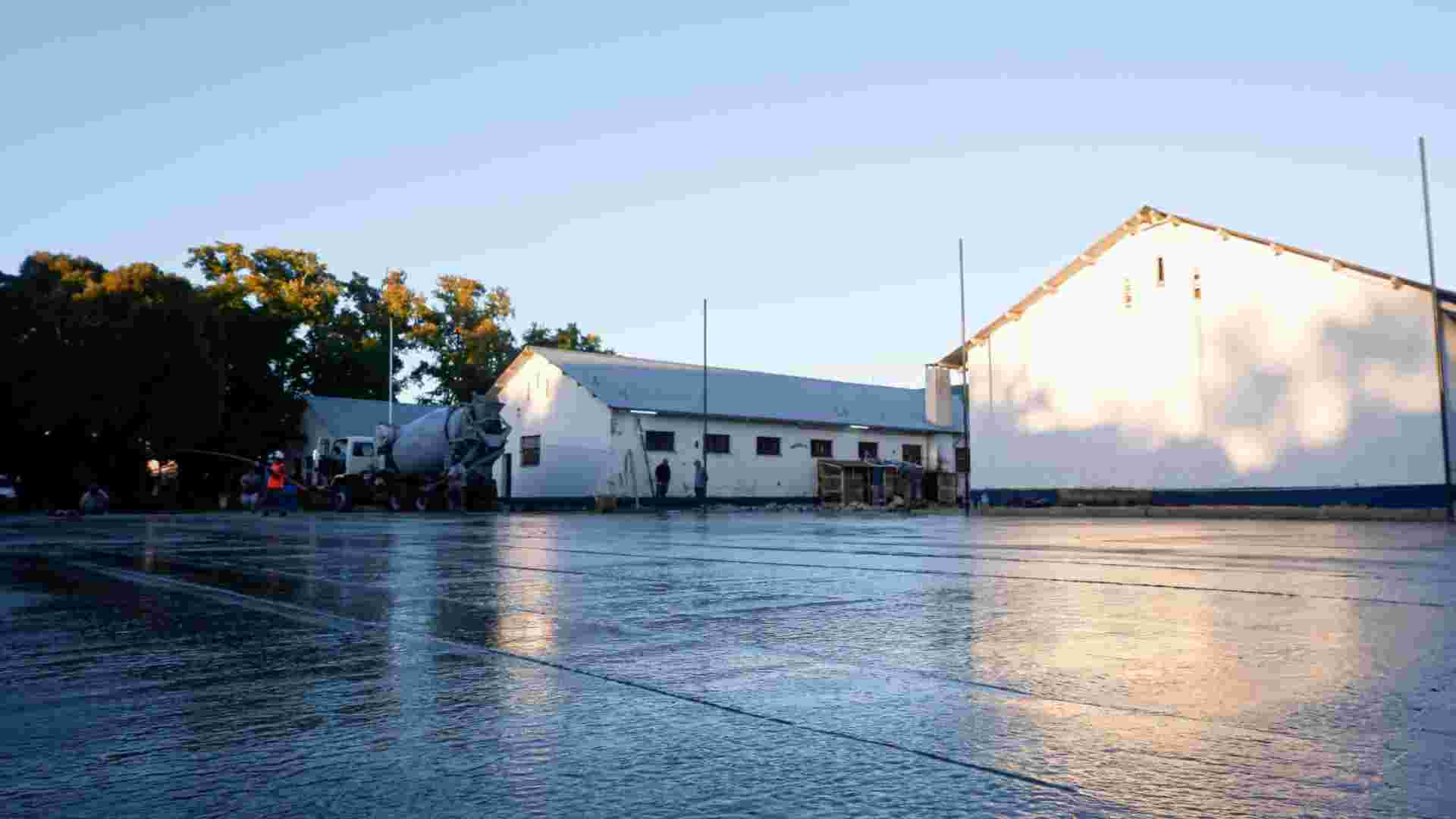 Obras en Playón deportivo Escuela Capital Federal