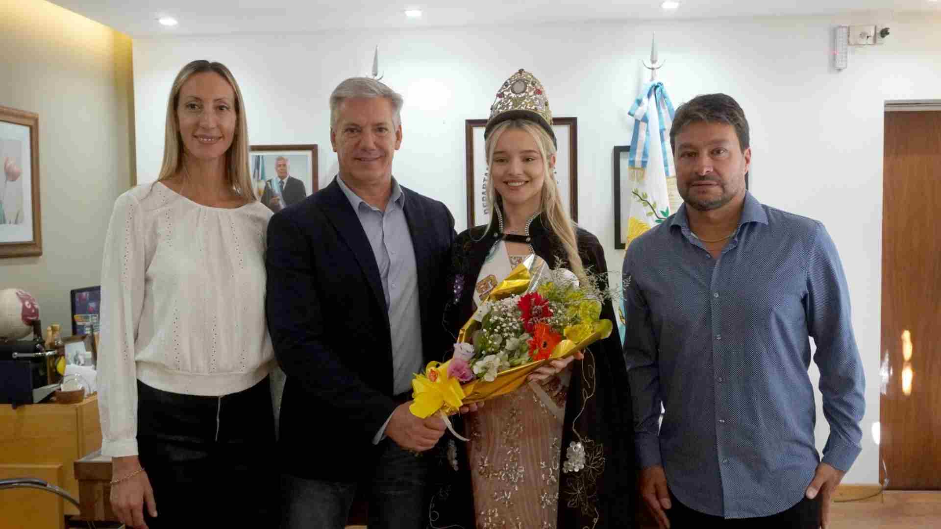 El Intendente recibió a Mariana Cucatto