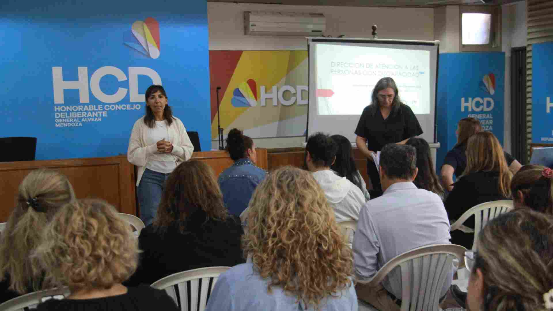 Capacitación para docentes en discapacidad