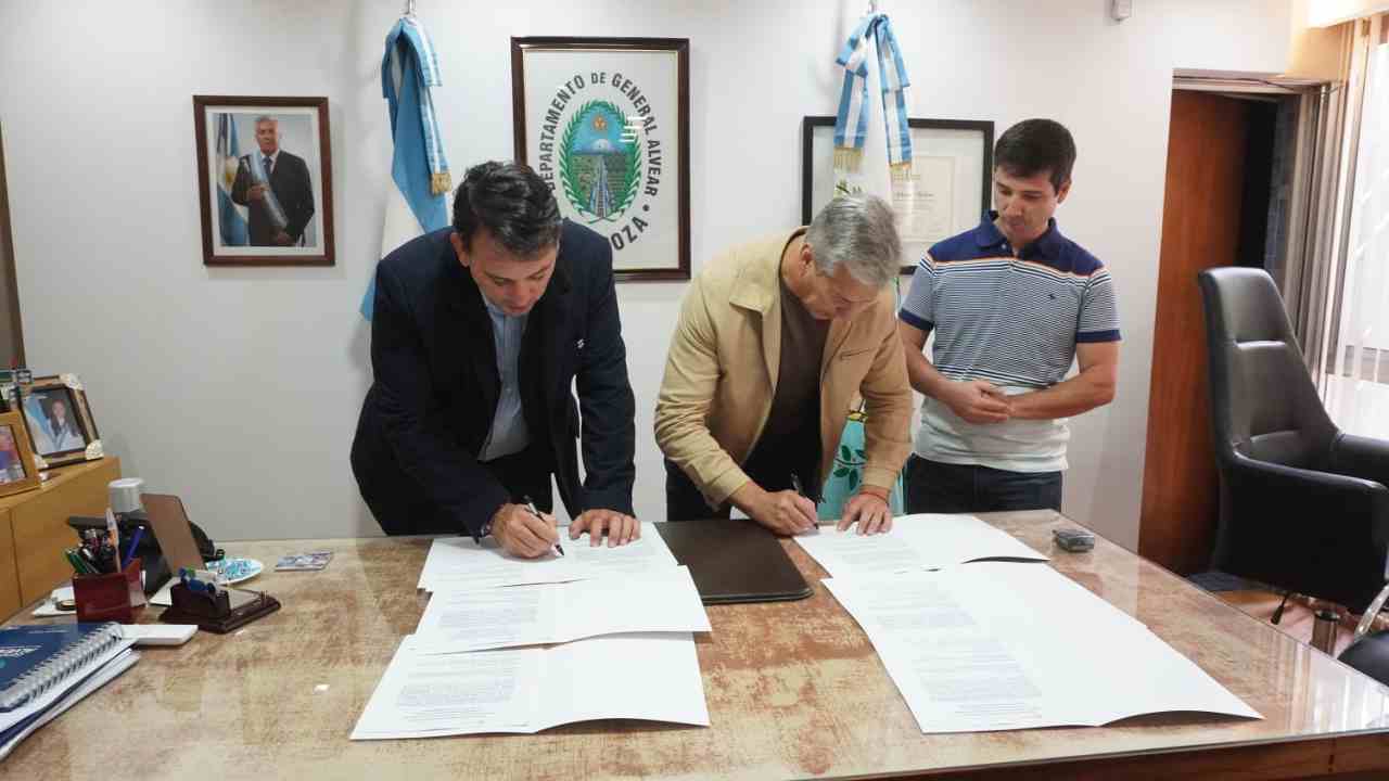 Convenio Ministerio de Educación UGACOOP