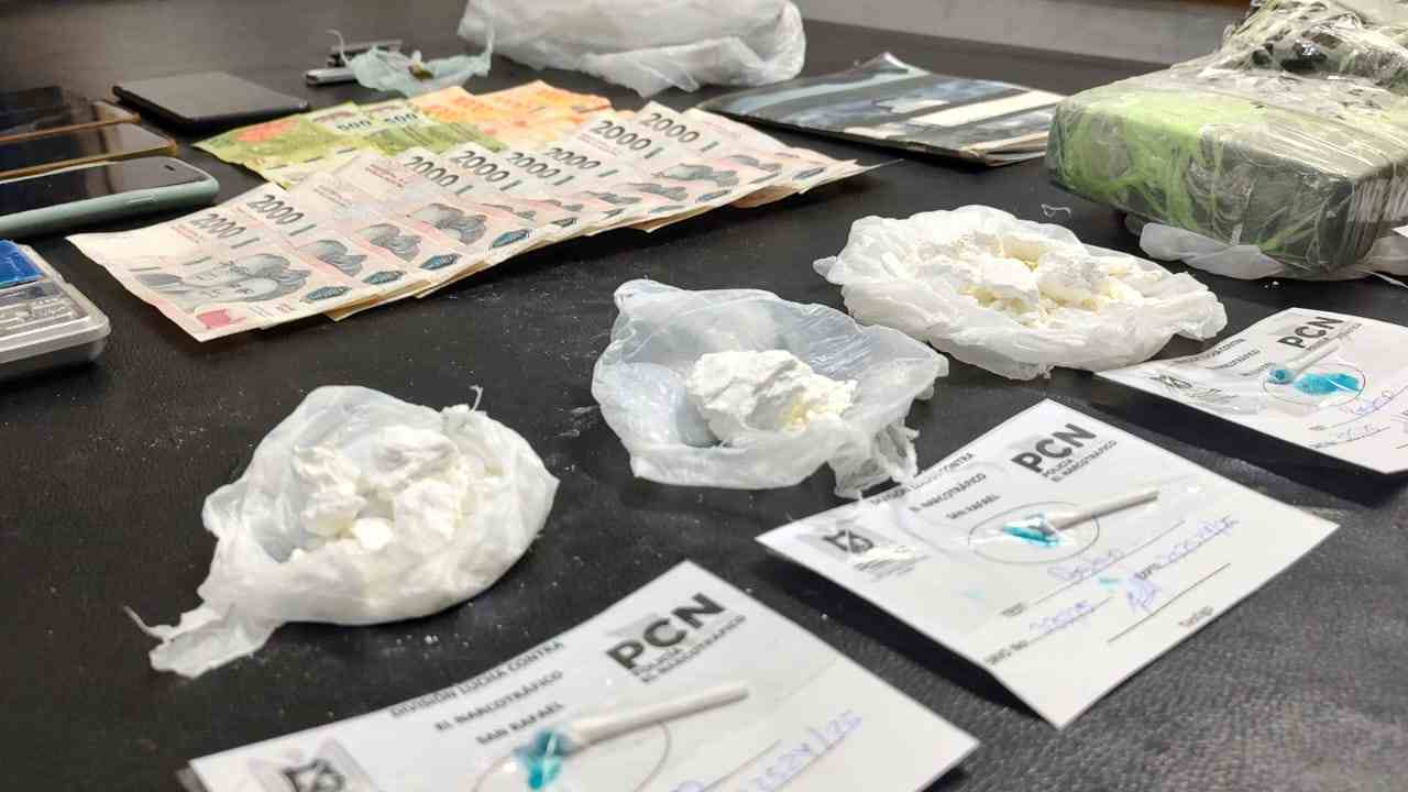 Detenidos por venta de droga en San Rafael