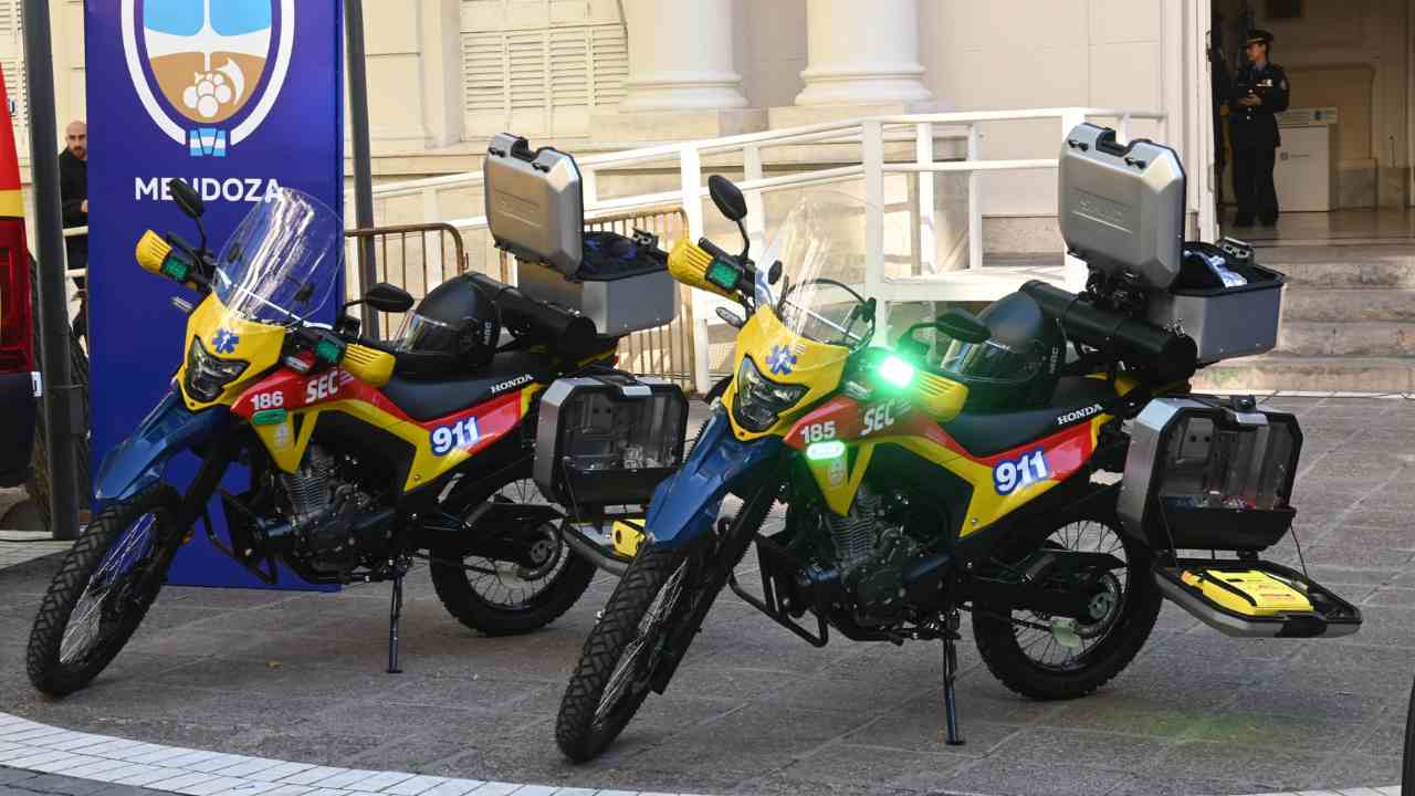 Presentaron las motoambulancias en Mendoza
