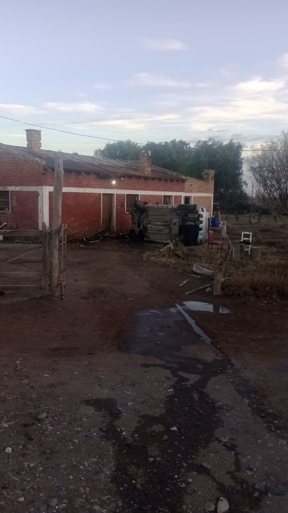 Tres mujeres heridas tras chocar contra una casa