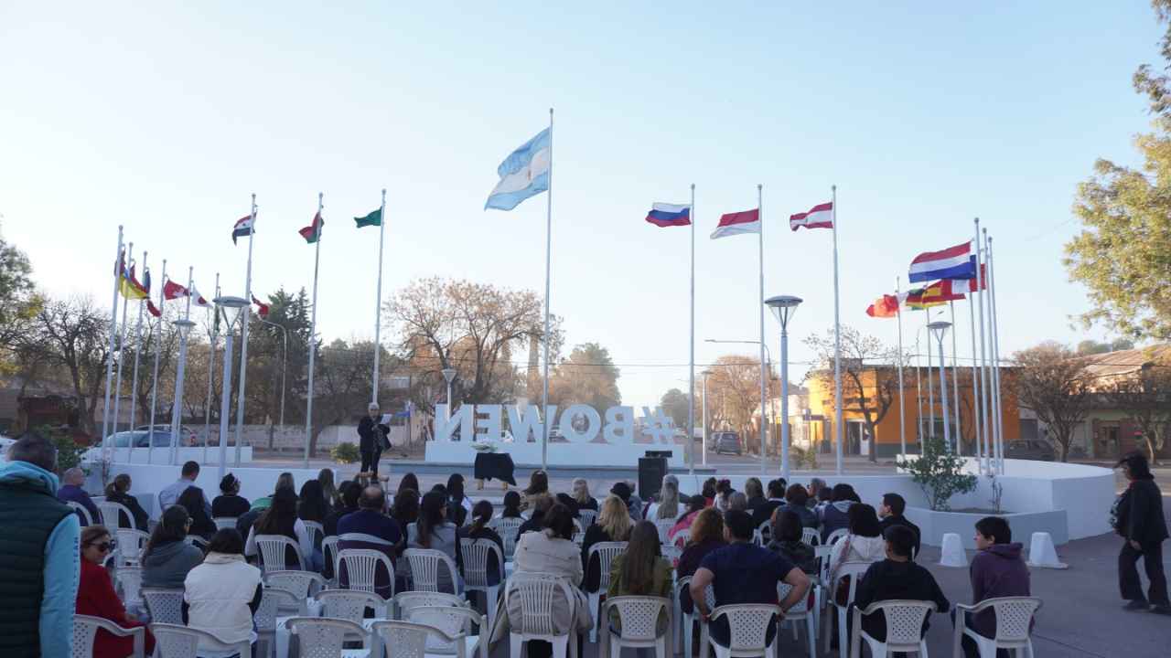 Acto oficial por el Día del Inmigrante