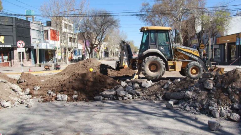 Remodelación de Avenida Alvear Oeste