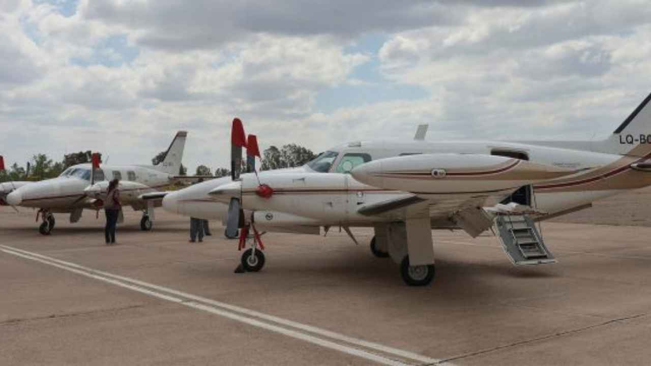 cesion de dos aviones de la lucha antigranizo
